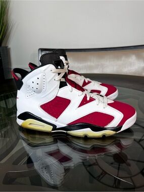 Nike Air Jordan 6 Retro OG
Mid Carmine Men's Sz 11.5